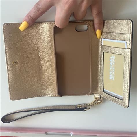 michael kors iphone 5s wallet case|Michael Kors Cases/Covers for iPhone 5s for sale .